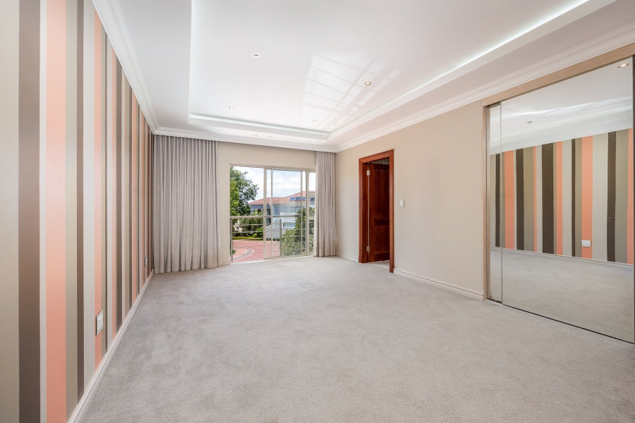 4 Bedroom Property for Sale in Vierlanden Western Cape